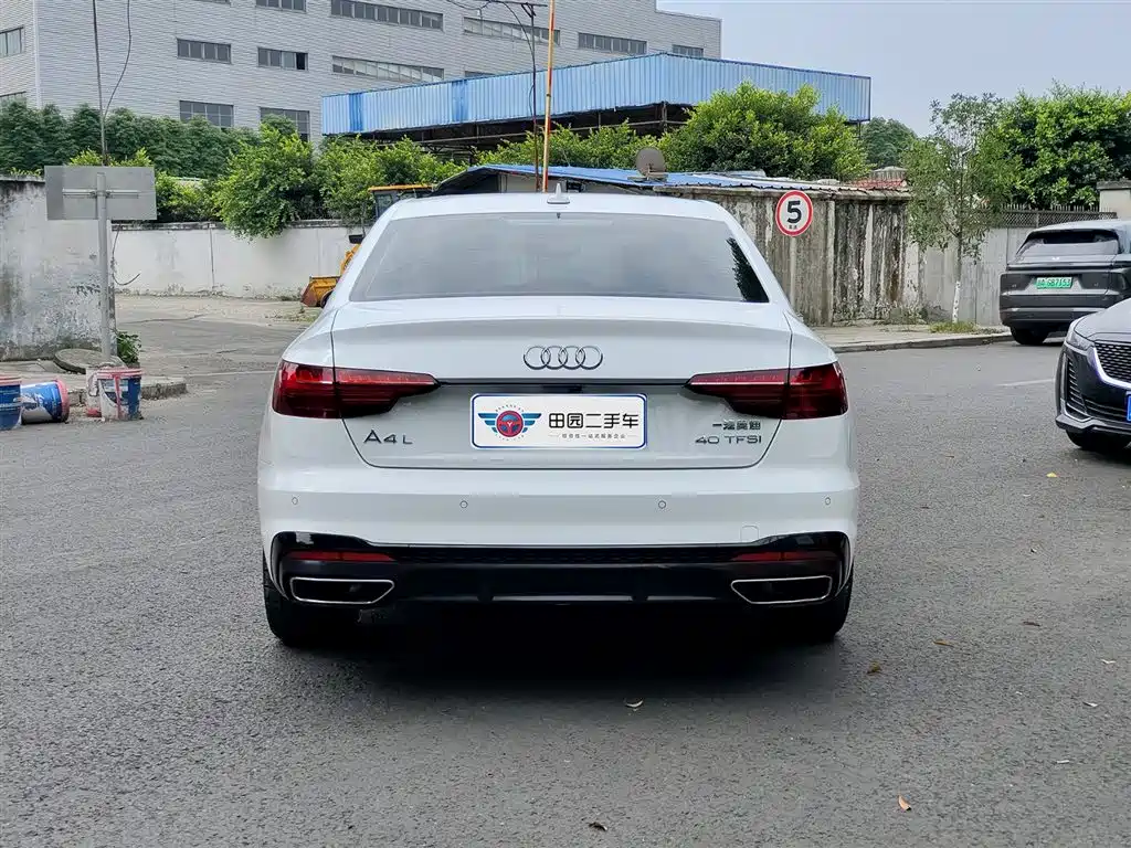 Audi A4L 2023 40 TFSI Luxury Sport фото 5