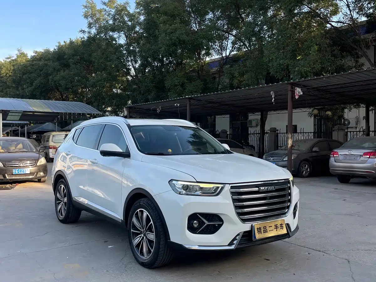 Photo 3 - Haval H6