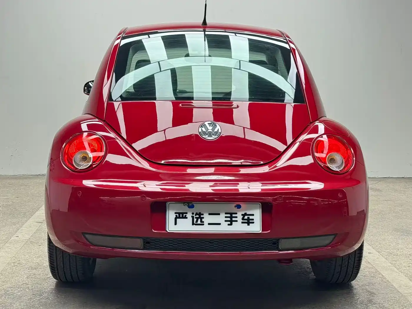 Volkswagen Beetle 2010 Model 1.6 AT фото 6