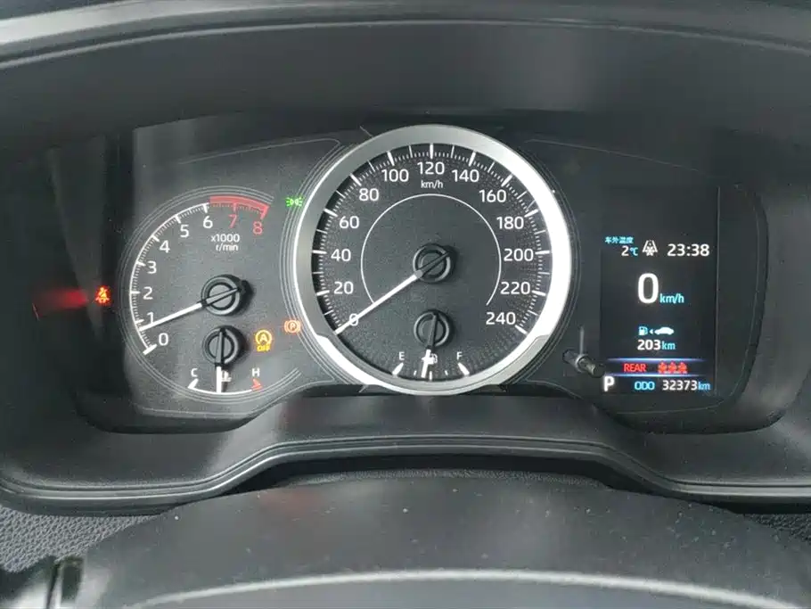 Toyota Corolla 2019 1.2T S-CVT GL Pioneer Edition фото 14