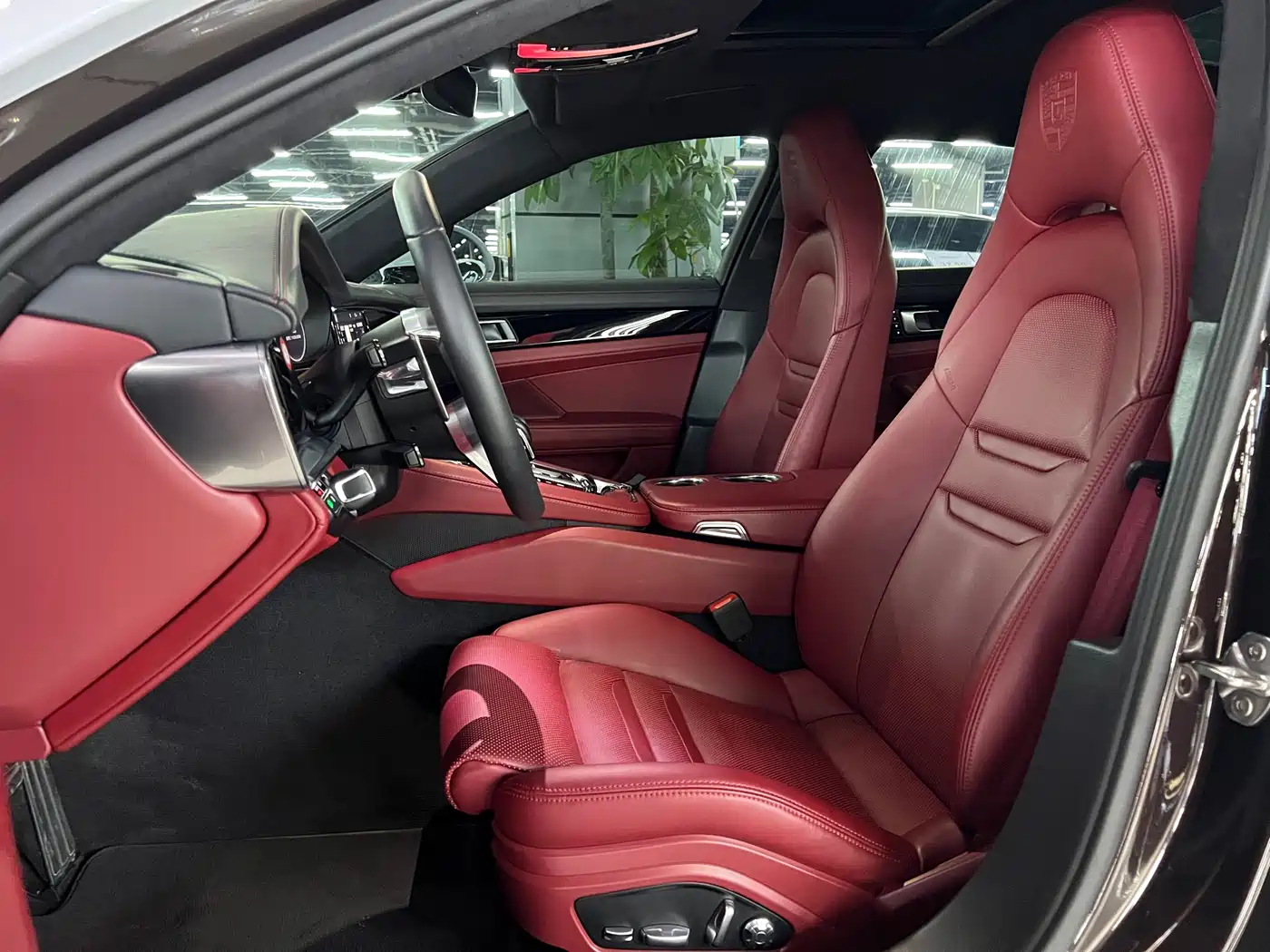 Porsche Panamera 2017 Panamera Executive Long Wheelbase 3.0T фото 4