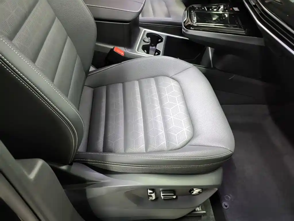 Volkswagen Talagon 2024 380TSI 4WD Luxury Premium Pro Shared Edition 6-Seater фото 25