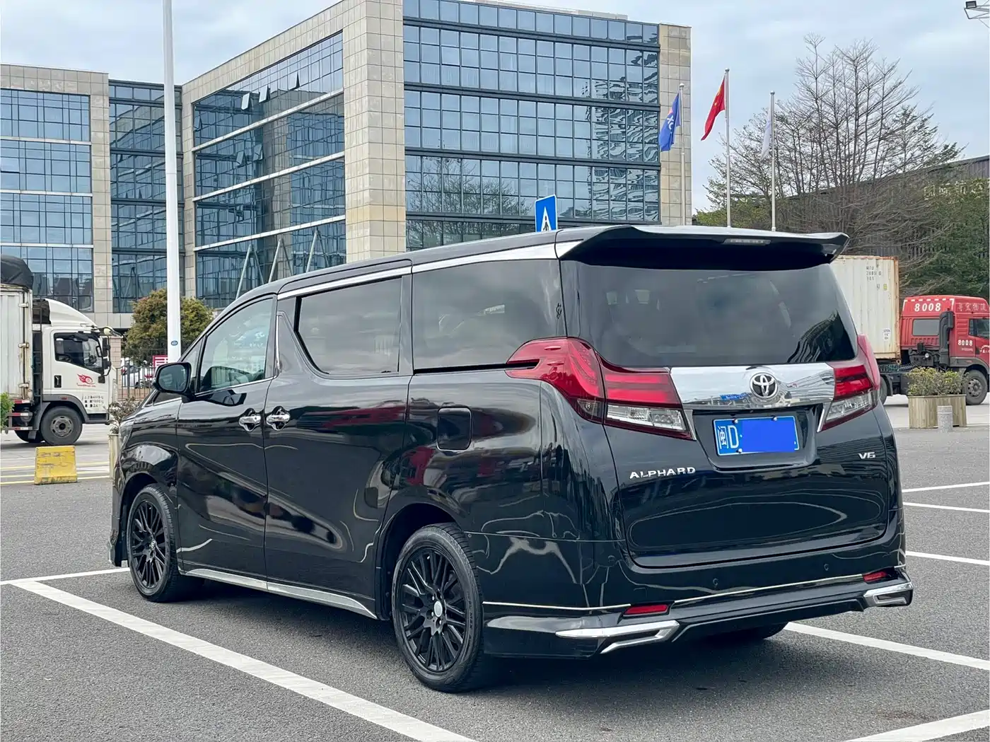 Toyota Alphard 2015 3.5L Luxury Edition фото 5