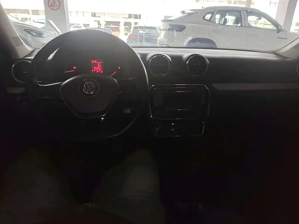 Volkswagen Jetta 2017 1.4L Manual Comfort фото 10