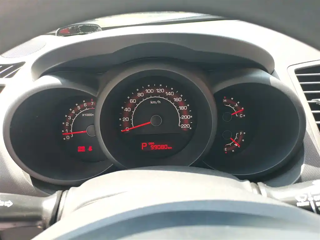 Kia Soul 2013 1.6L AT GL фото 12