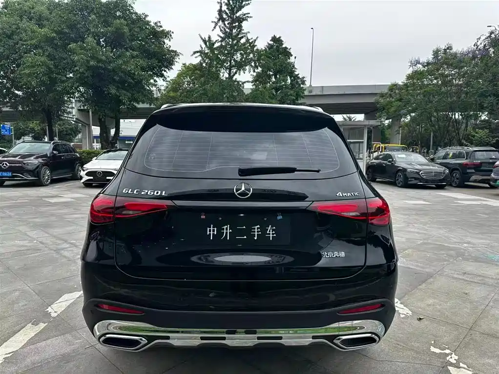 Mercedes-Benz GLC 2023 GLC 260 L 4MATIC Sport 5-seater фото 9