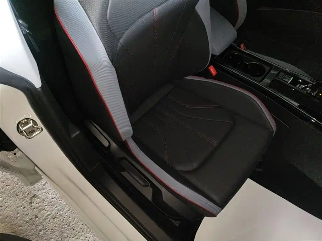 Volkswagen Lamando 2024 Lamando L 280TSI DSG Cool Edition фото 25