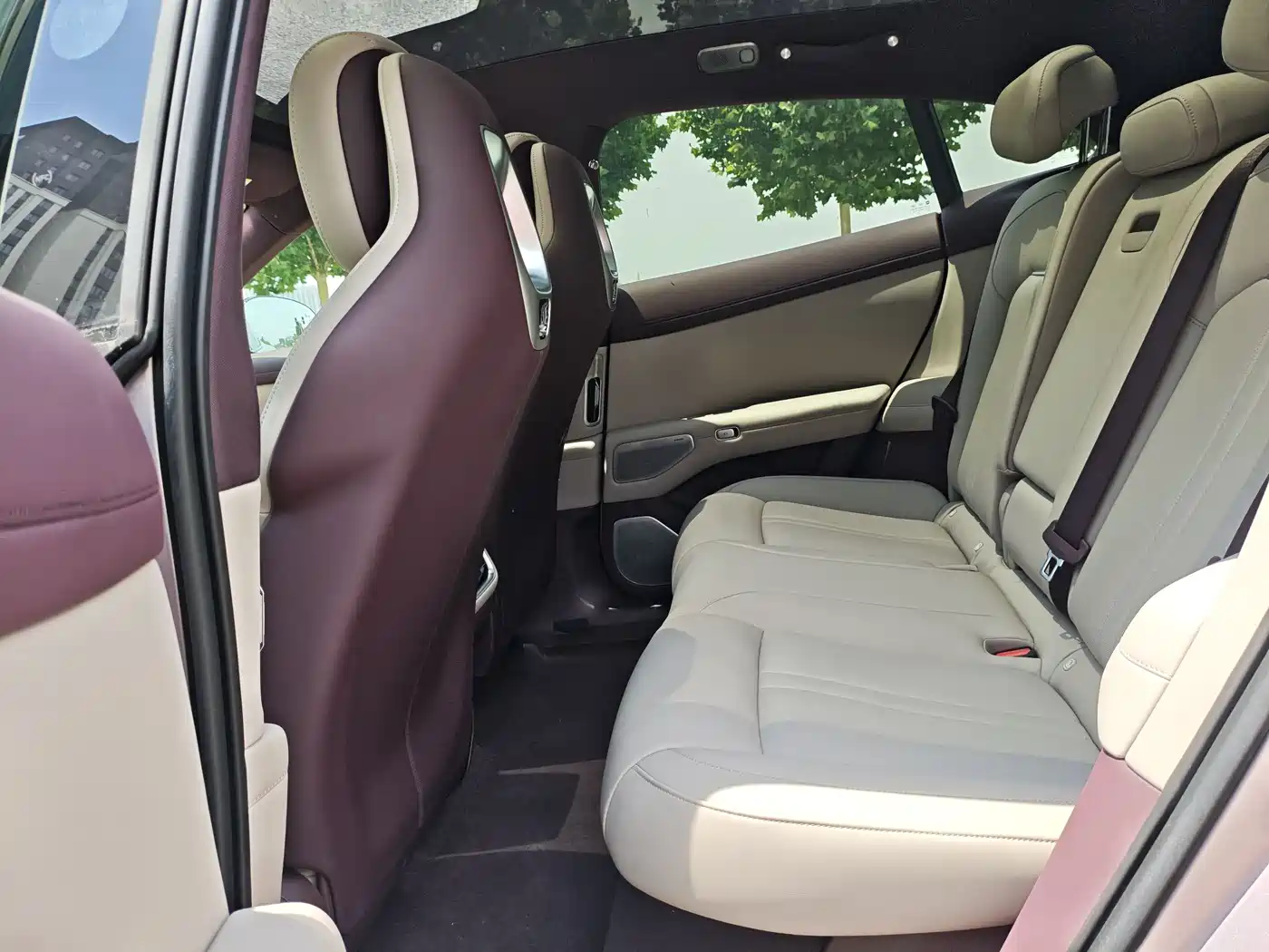 Xiaomi Auto Xiaomi YU7 2025 Extended Range AWD Pro фото 11