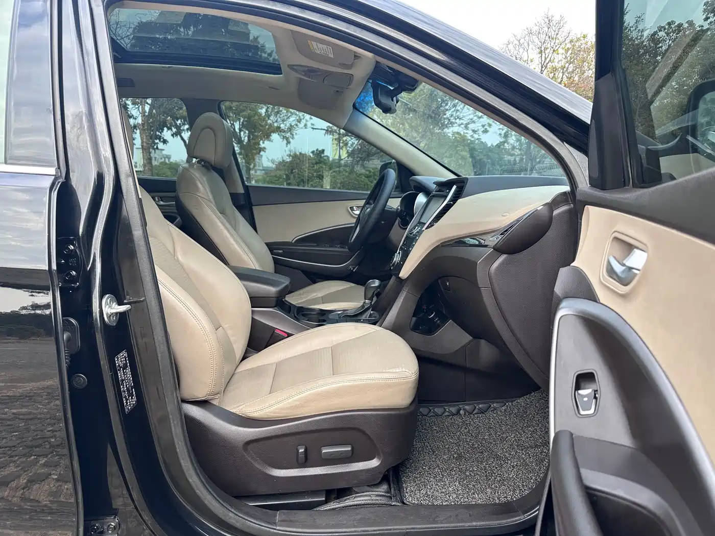 Hyundai Santa Fe 2013 Facelift 2.4L Automatic 4WD Premium фото 20