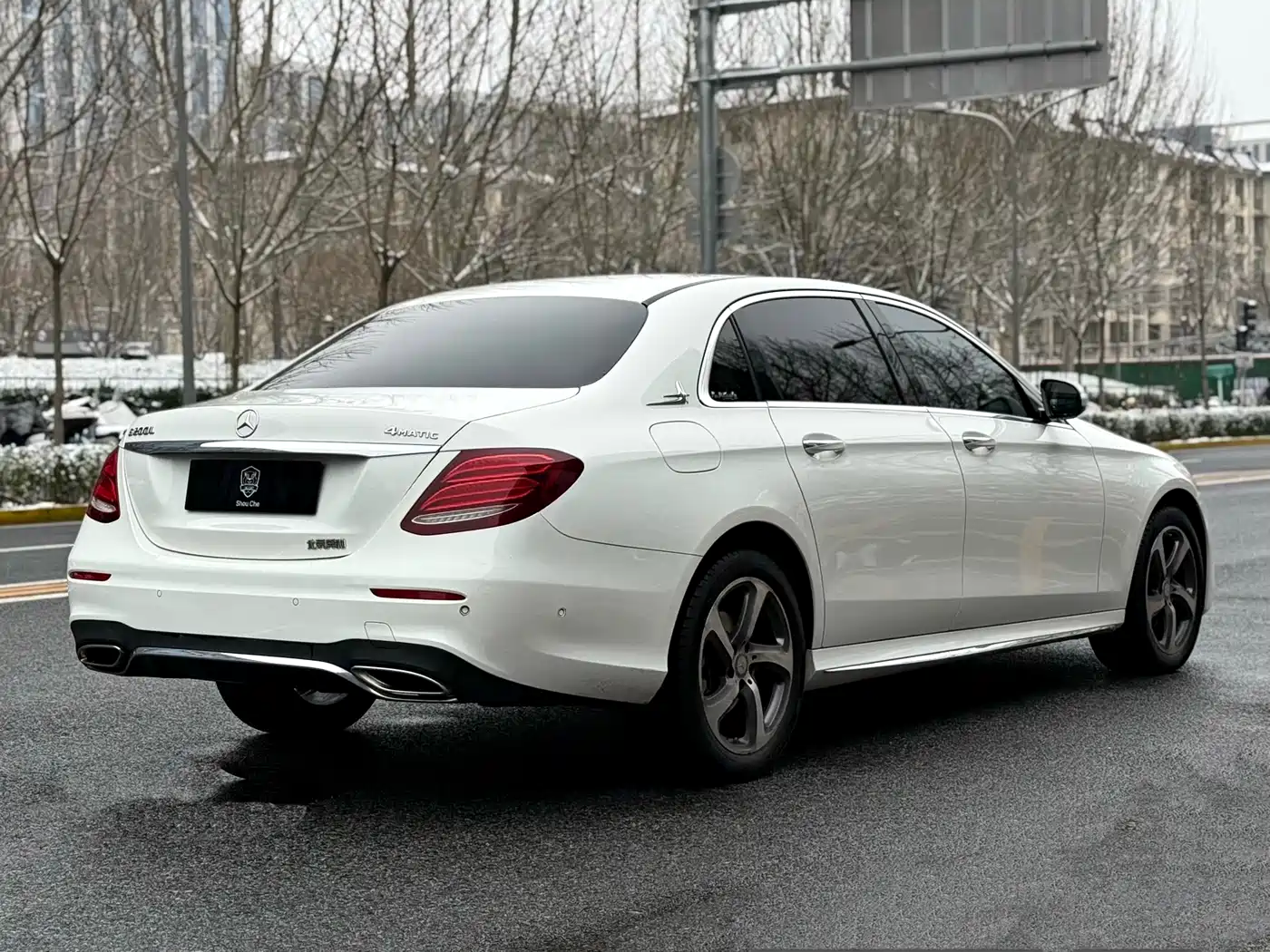 Mercedes-Benz E-Class 2017 E 200 L 4MATIC фото 4