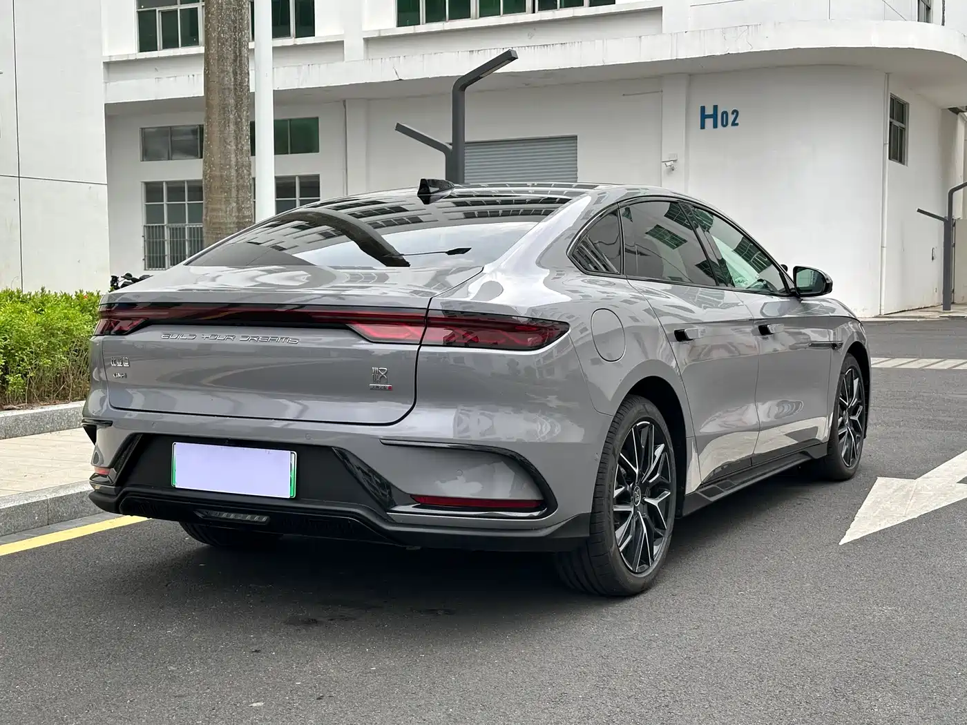 BYD Han 2025 DM-i Smart Driving Edition 125KM Honor фото 6