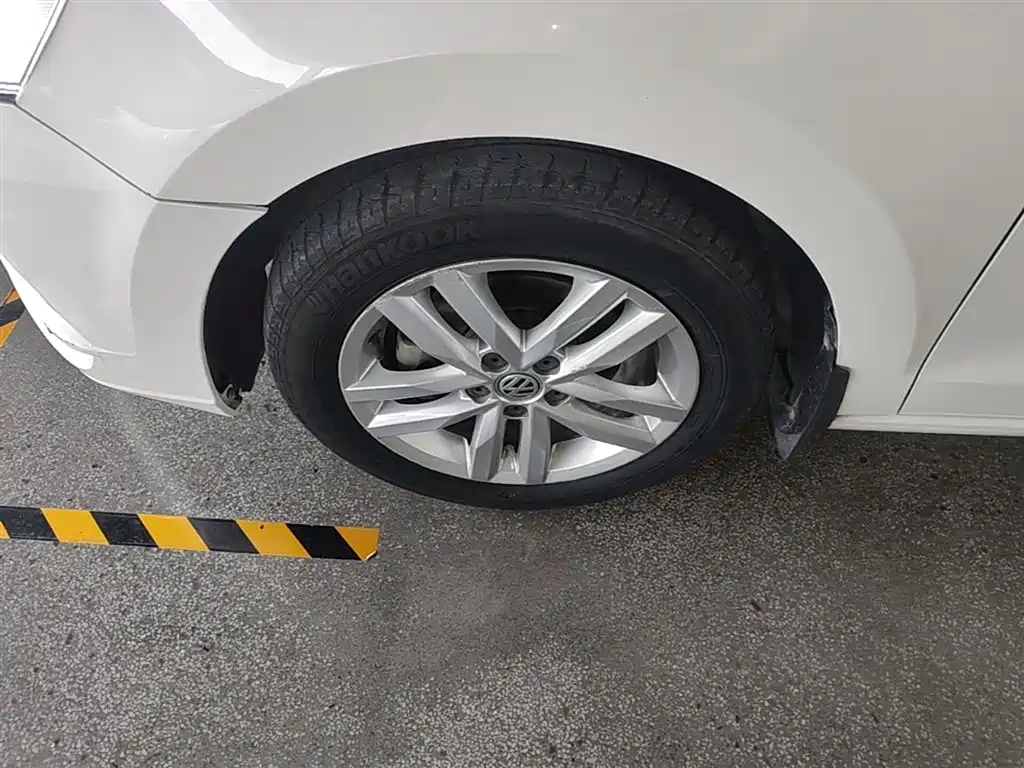 Volkswagen Jetta 2017 1.4L Manual Comfort фото 23
