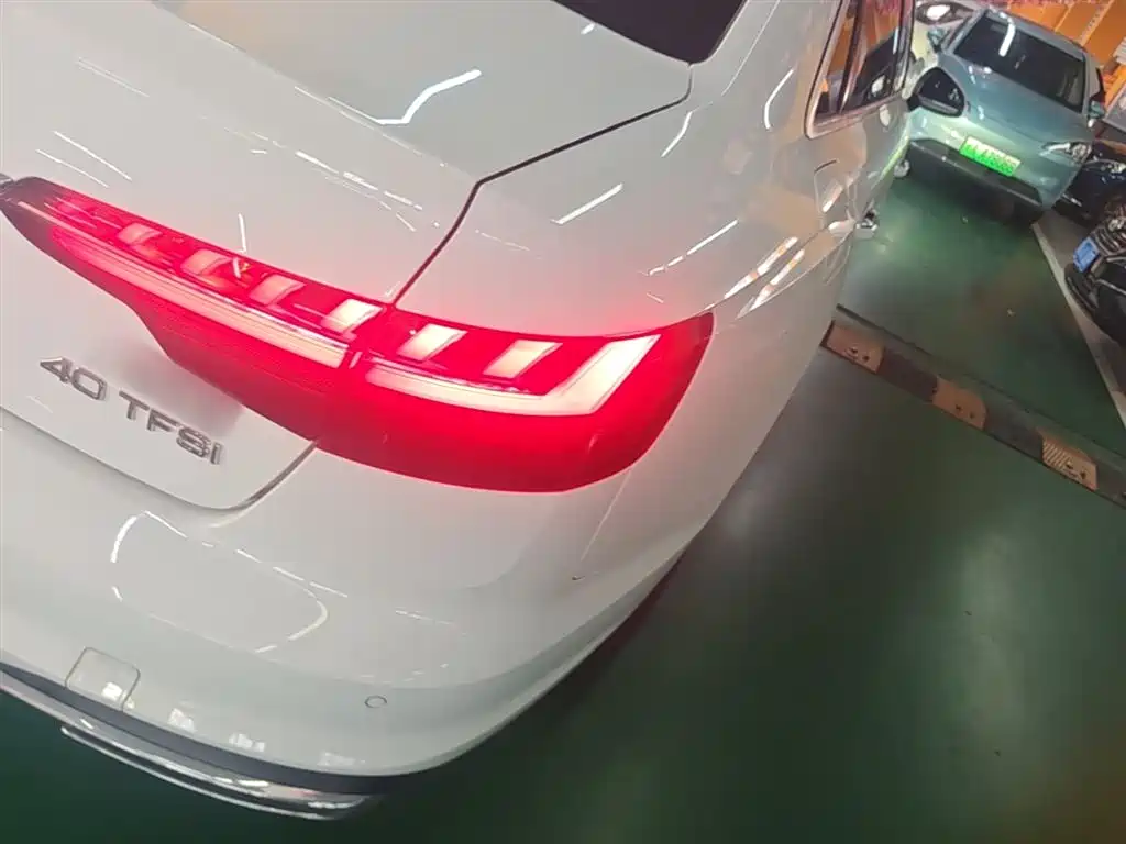 Audi A4L 2020 40 TFSI Fashion Elegance фото 8