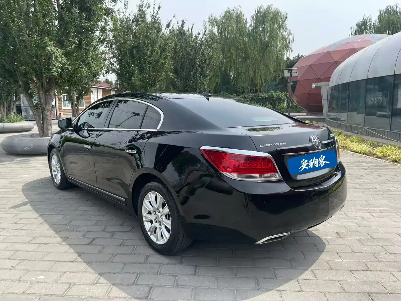 Buick LaCrosse 2011 2.4L SIDI Elegance Edition фото 3