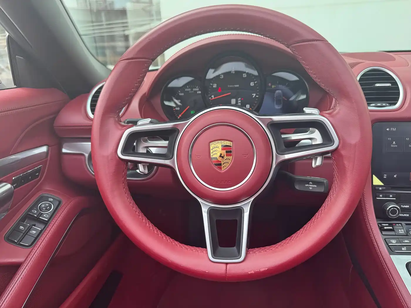 Porsche 718 2022 Boxster 2.0T фото 20