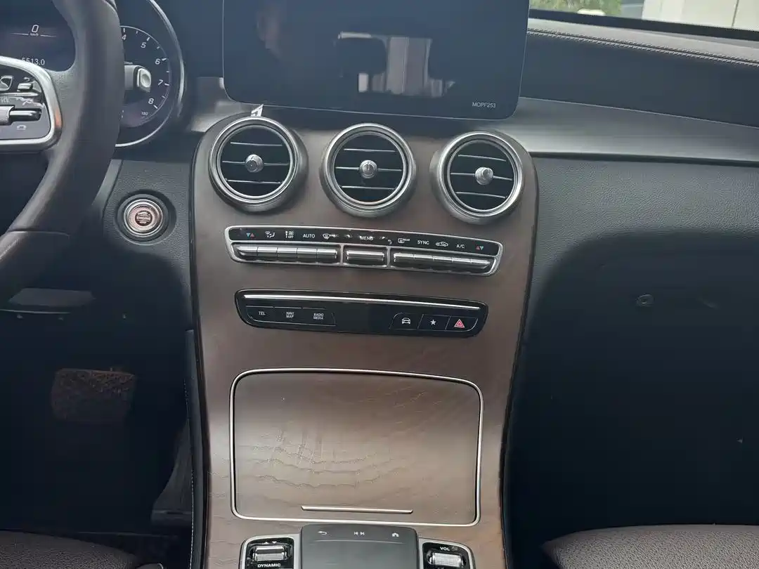 Mercedes-Benz GLC 2020 GLC 300 L 4MATIC Dynamic фото 12