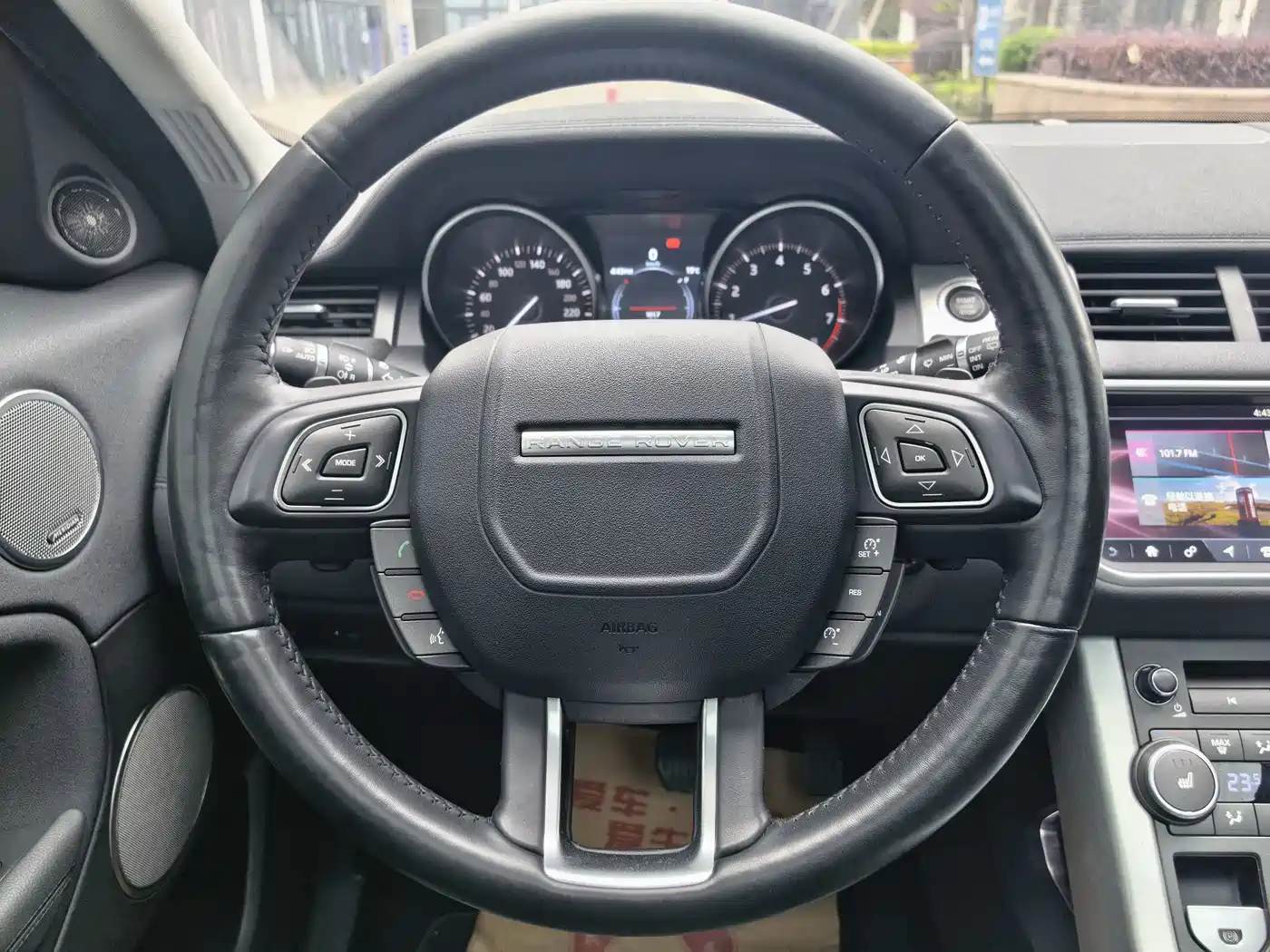 Land Rover Range Rover Evoque 2018 240PS SE Smart Edition фото 19