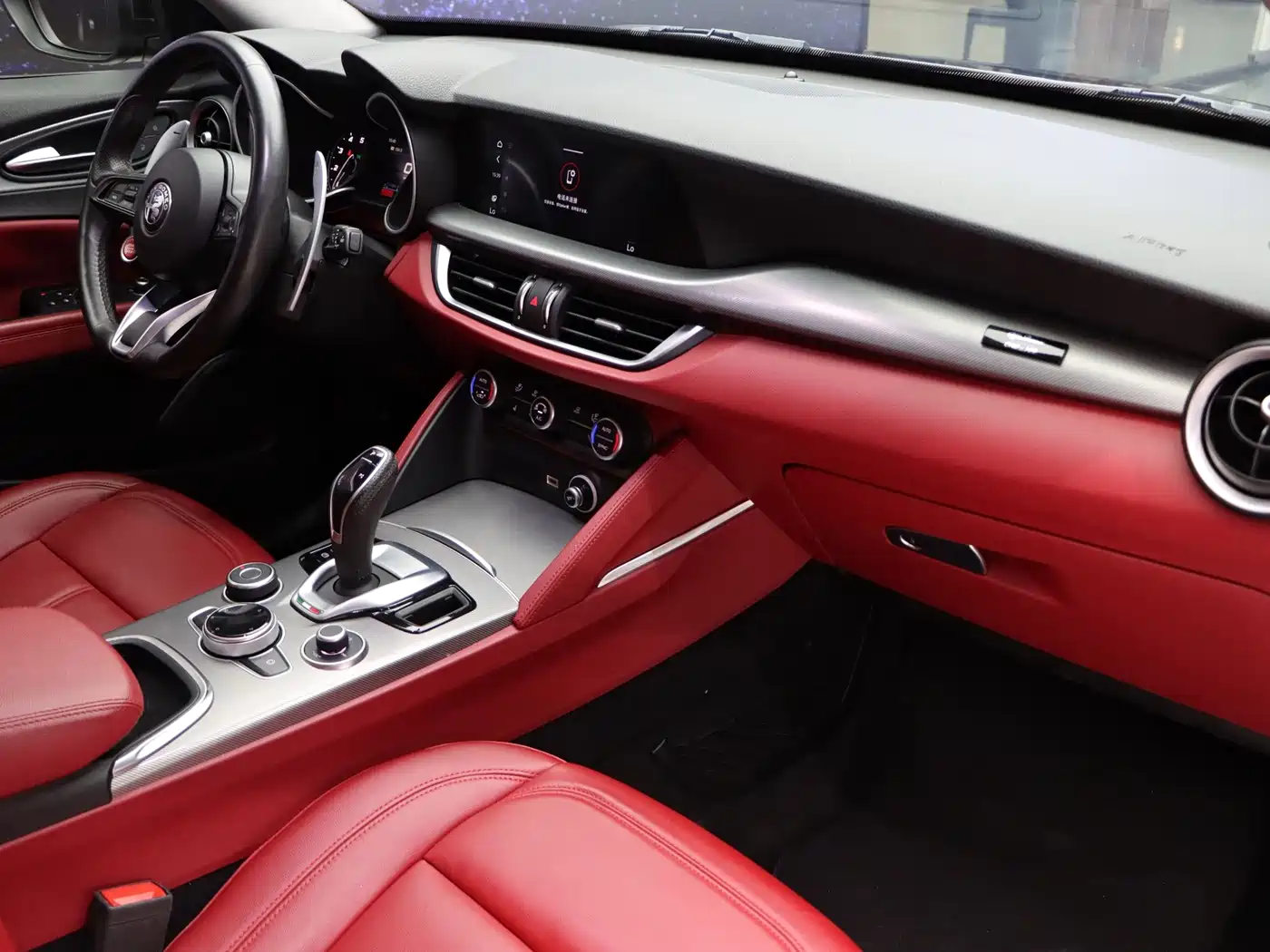 Alfa Romeo Stelvio 2020 2020 2.0T 280HP Luxury Edition