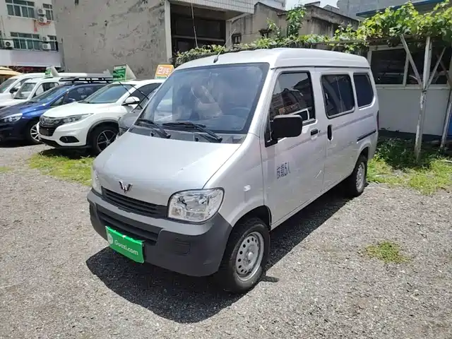  Wuling Motors Wuling Zhiguang 2023 1.5L Utility 5/7-seater