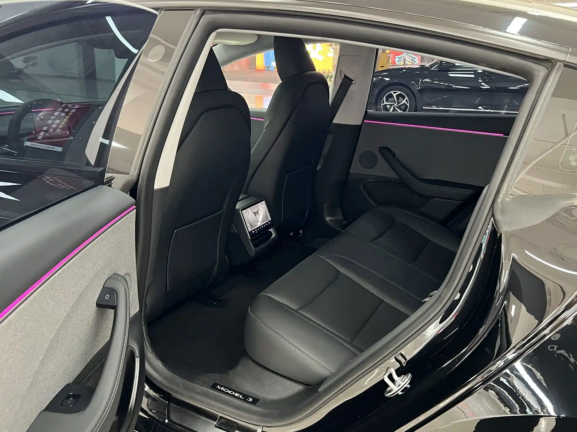 صورة 6 - Tesla Model 3
