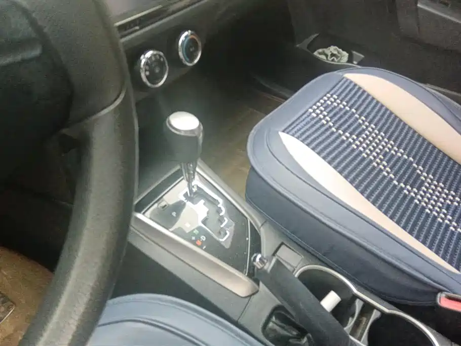 Toyota Levin 2014 1.6G CVT Elite Edition фото 16