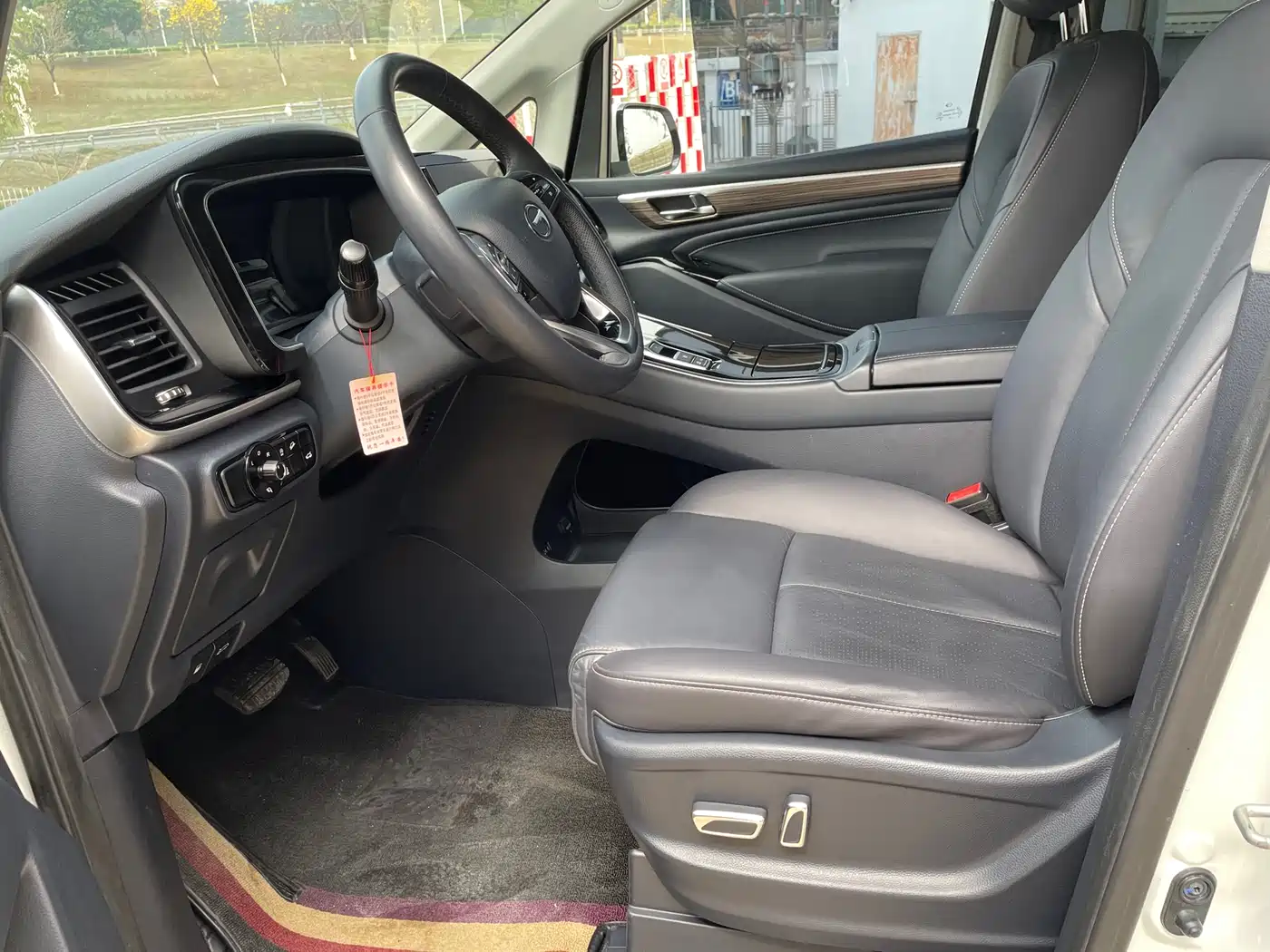 GAC Trumpchi Trumpchi M8 2021 Leading Show Series 390T Prestige Edition фото 4