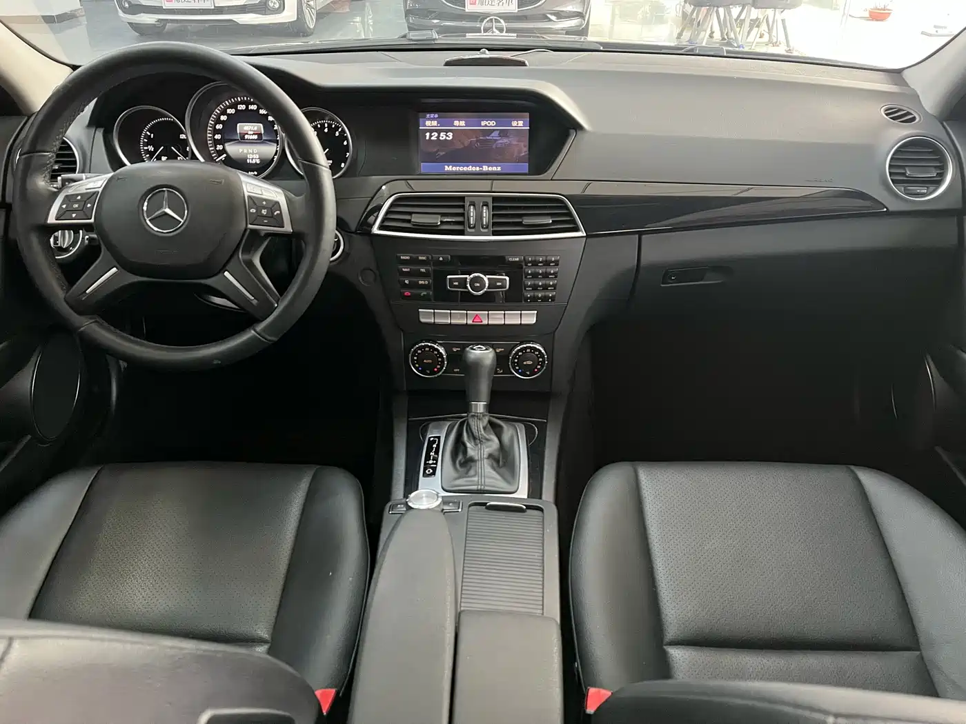 Mercedes-Benz C-Class 2013 C 180 Classic Grand Edition фото 13
