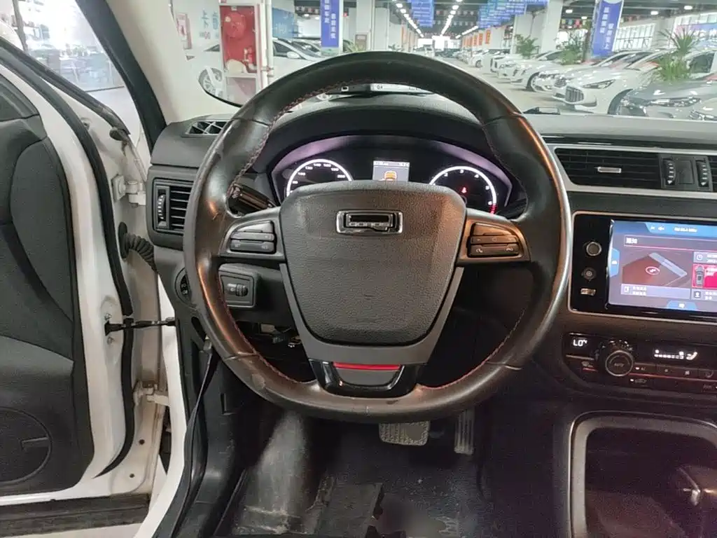 Qoros 5 2017 2017 1.6T Auto Premium