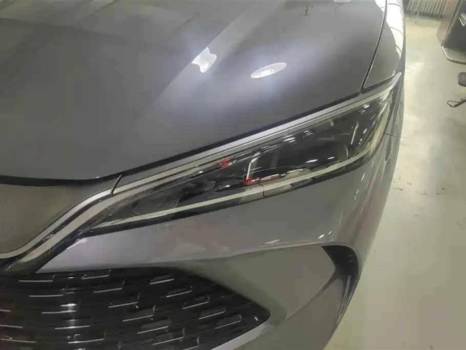 BYD Song L DM-i 2024 112km Leading Edition фото 5