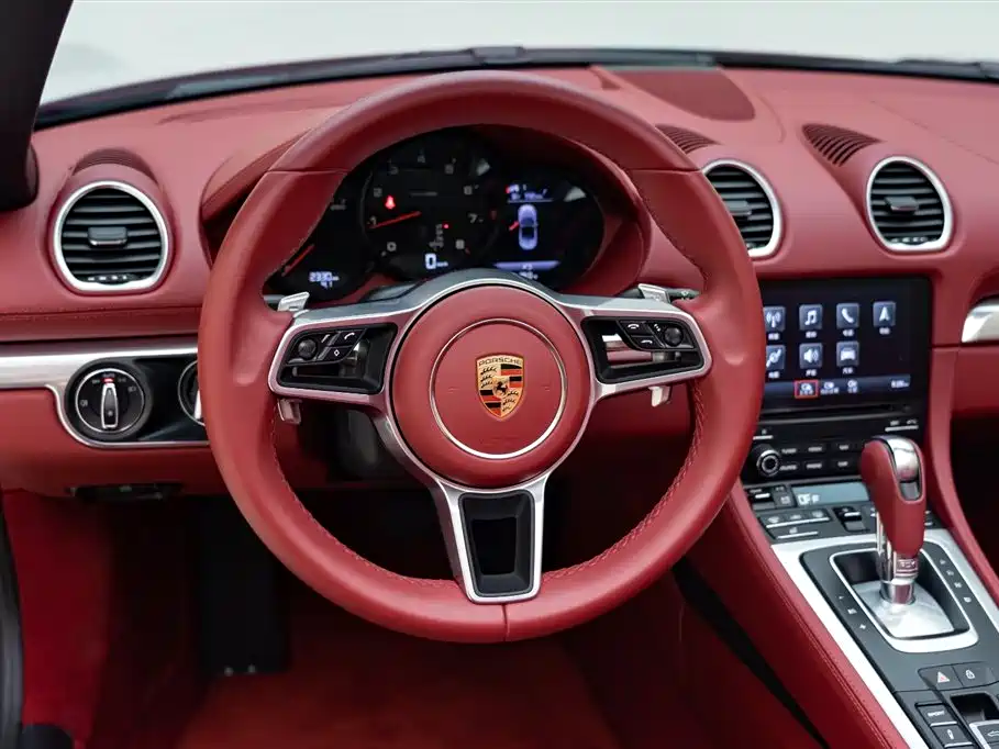 PORSCHE 718