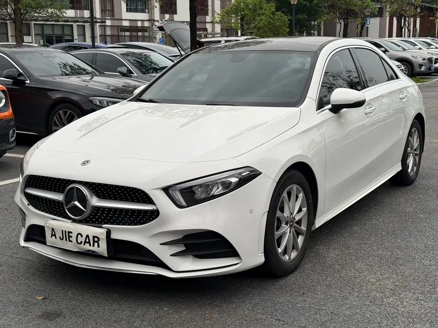 MERCEDES-BENZ CLASS A