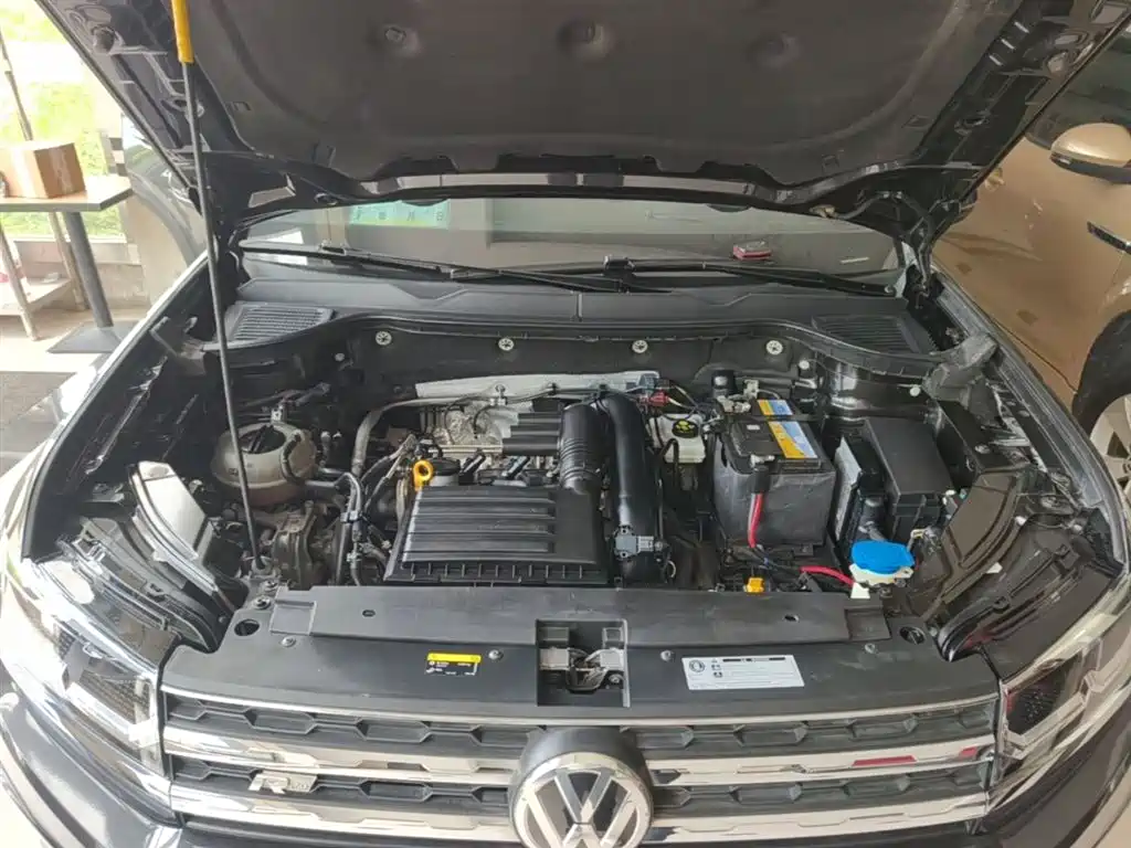 Volkswagen Tharu 2019 280TSI 2WD Flagship Edition China V фото 20