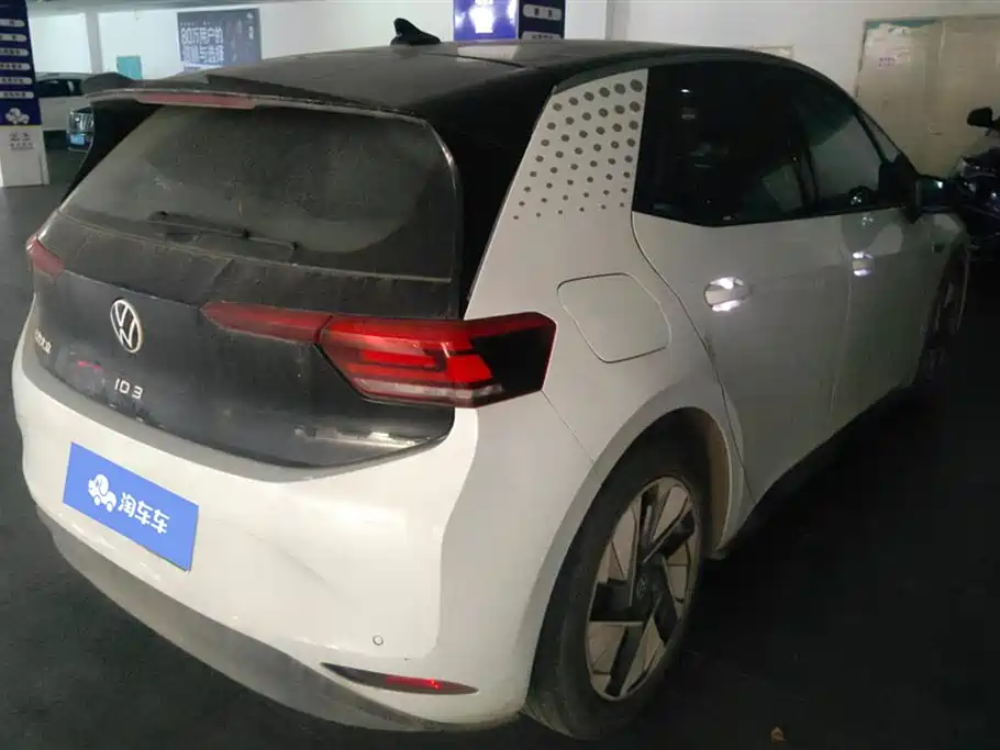 Volkswagen ID.3 2023 Pure Smart Edition фото 3
