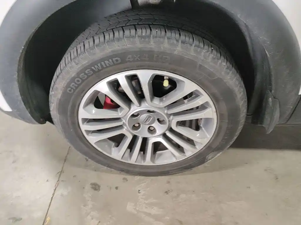Qoros 5 2017 2017 1.6T Auto Premium