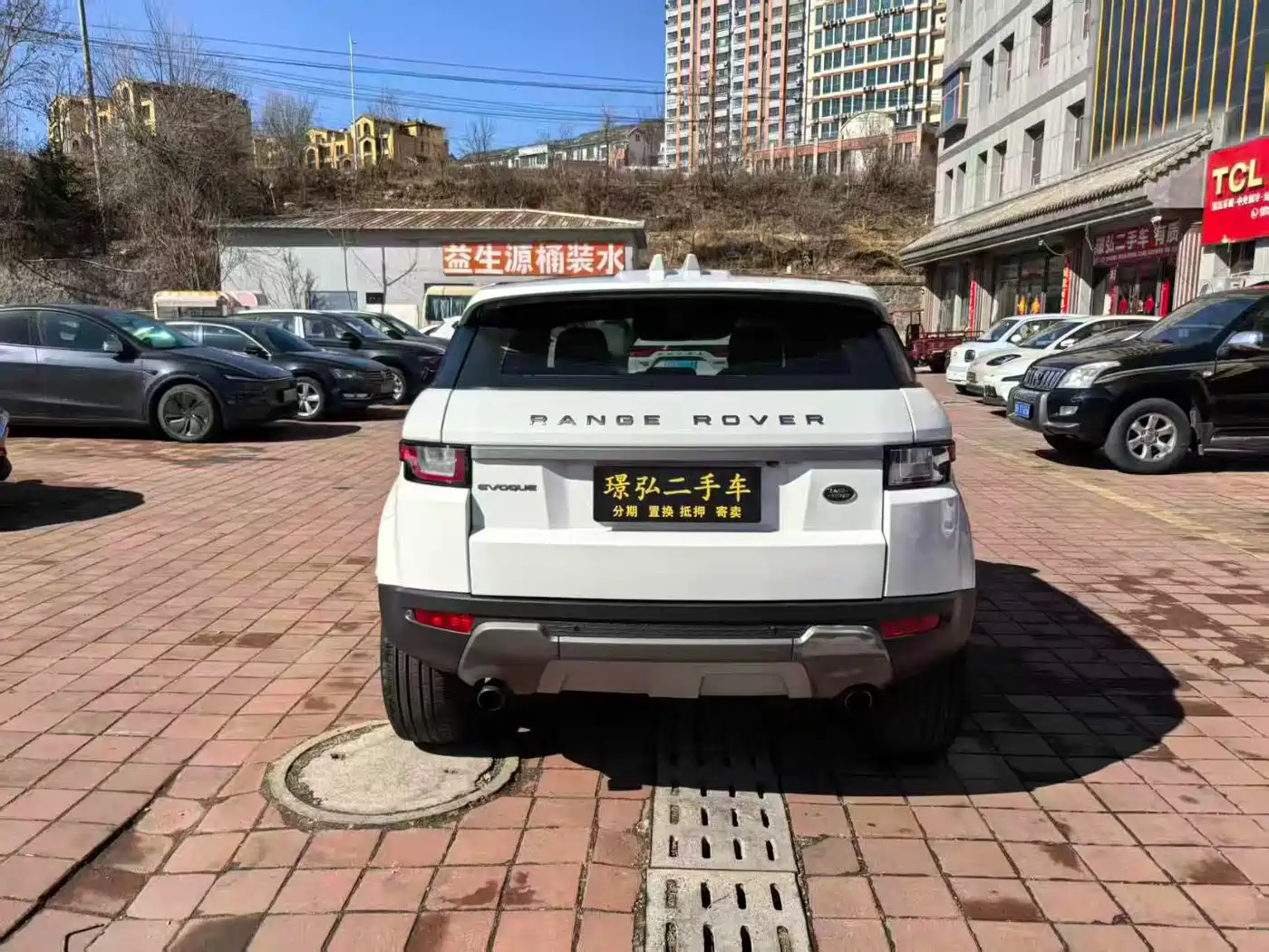 Land Rover Range Rover Evoque 2017 2.0T SE Smart Shine Edition фото 6