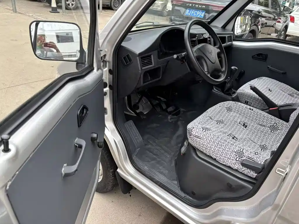 Wuling Motors Wuling Zhiguang 2023 2023 1.5L Utility 5/7-seater