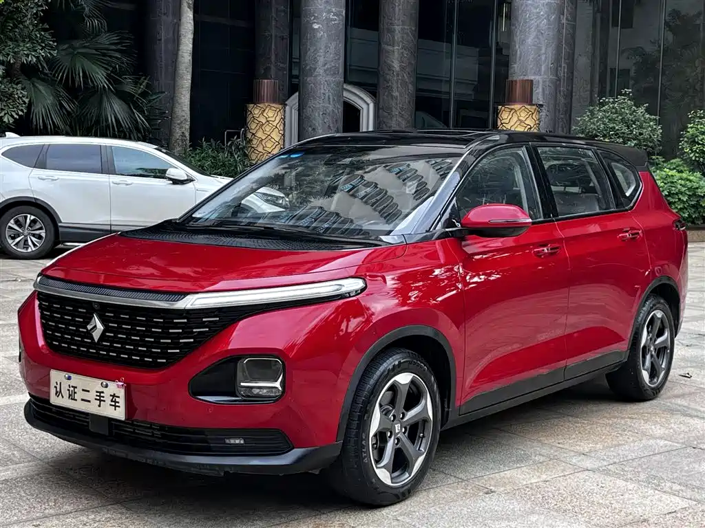 Baojun RM-5 2020 2019 1.5T CVT 24-hour Online Premium 6-seater