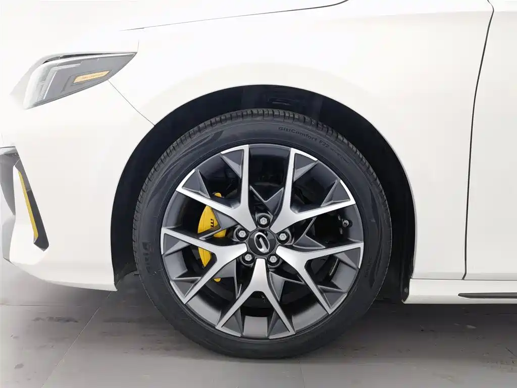 GAC Trumpchi Trumpchi Emkoo 2021 270T DCT J16 Edition фото 17