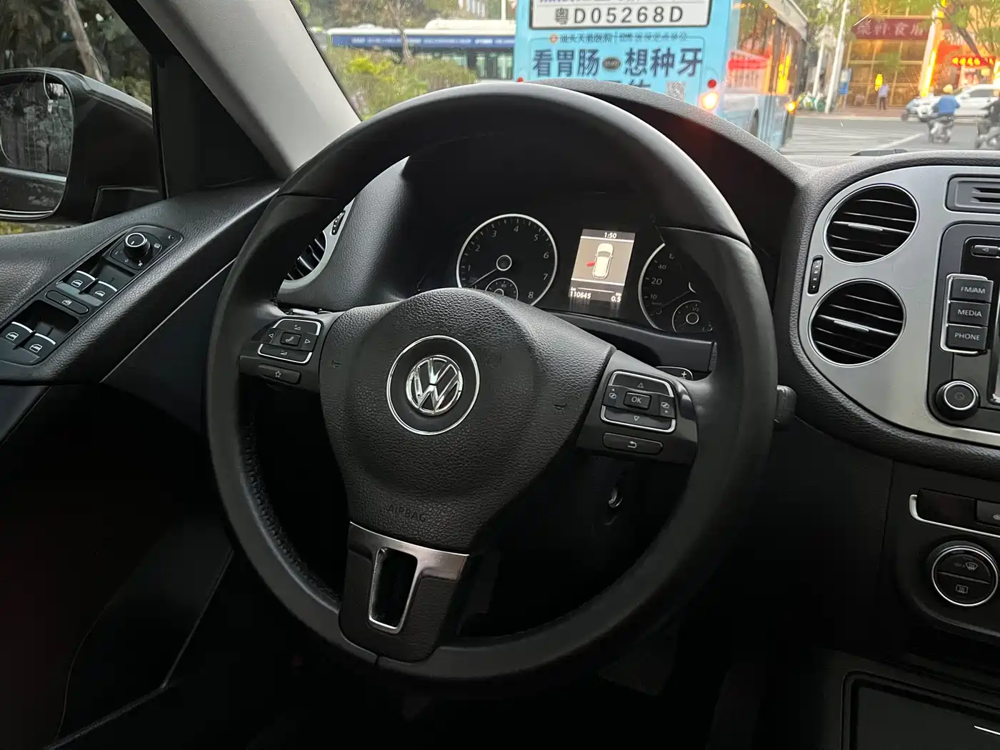 Volkswagen Tiguan 2013 1.8TSI Automatic 2WD Luxury Model фото 6
