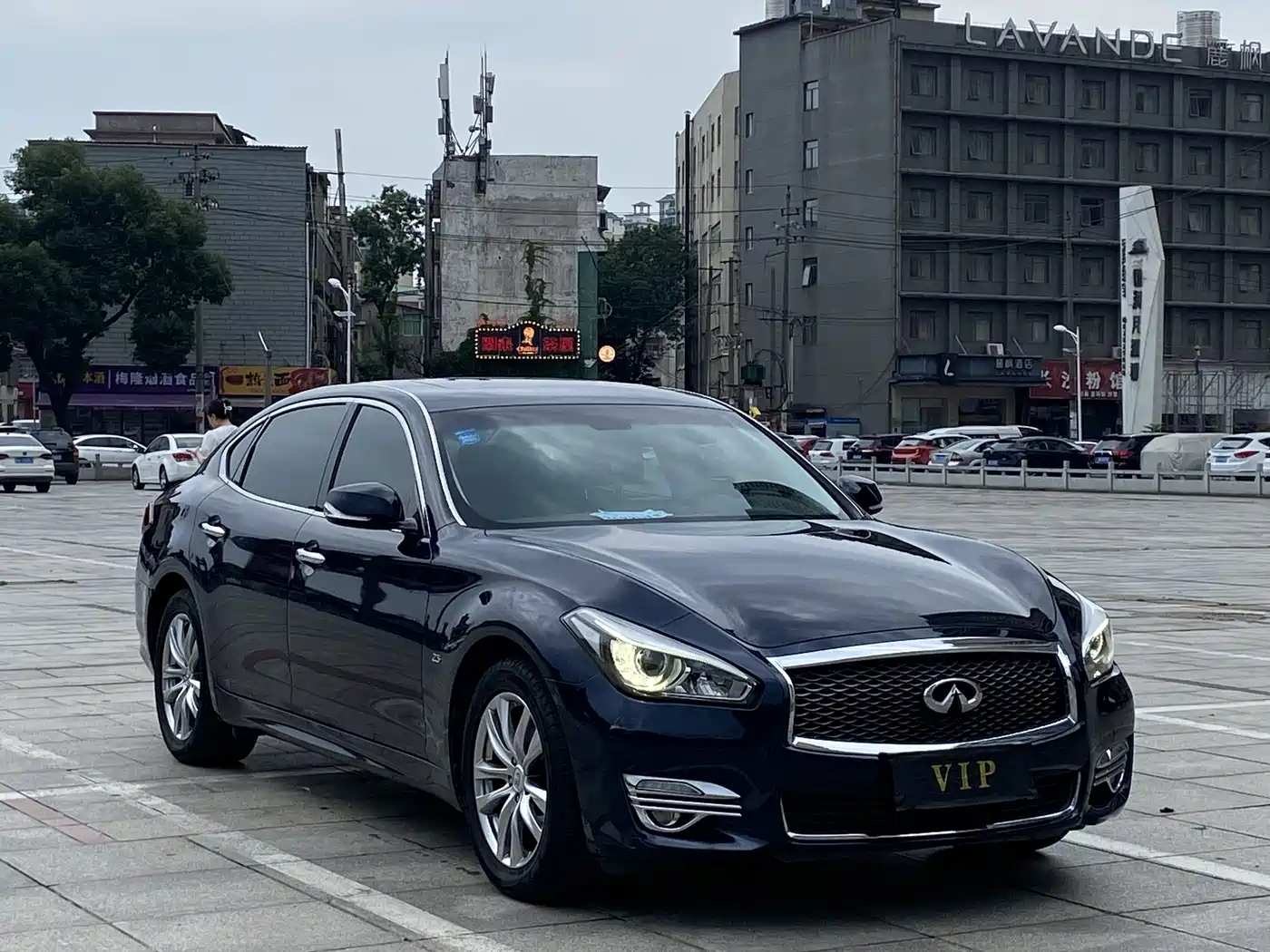 Infiniti Q70 2016 2015 Q70L 2.5L Enjoyment Edition