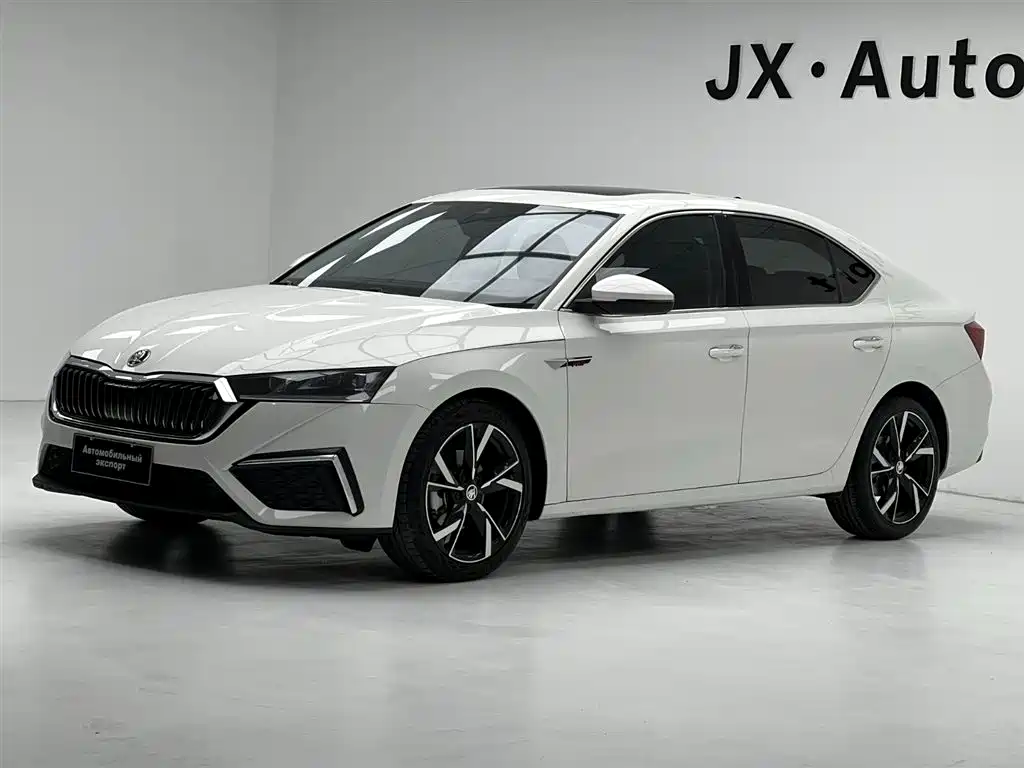 Škoda Octavia 2022 PRO TSI280 Luxury Edition