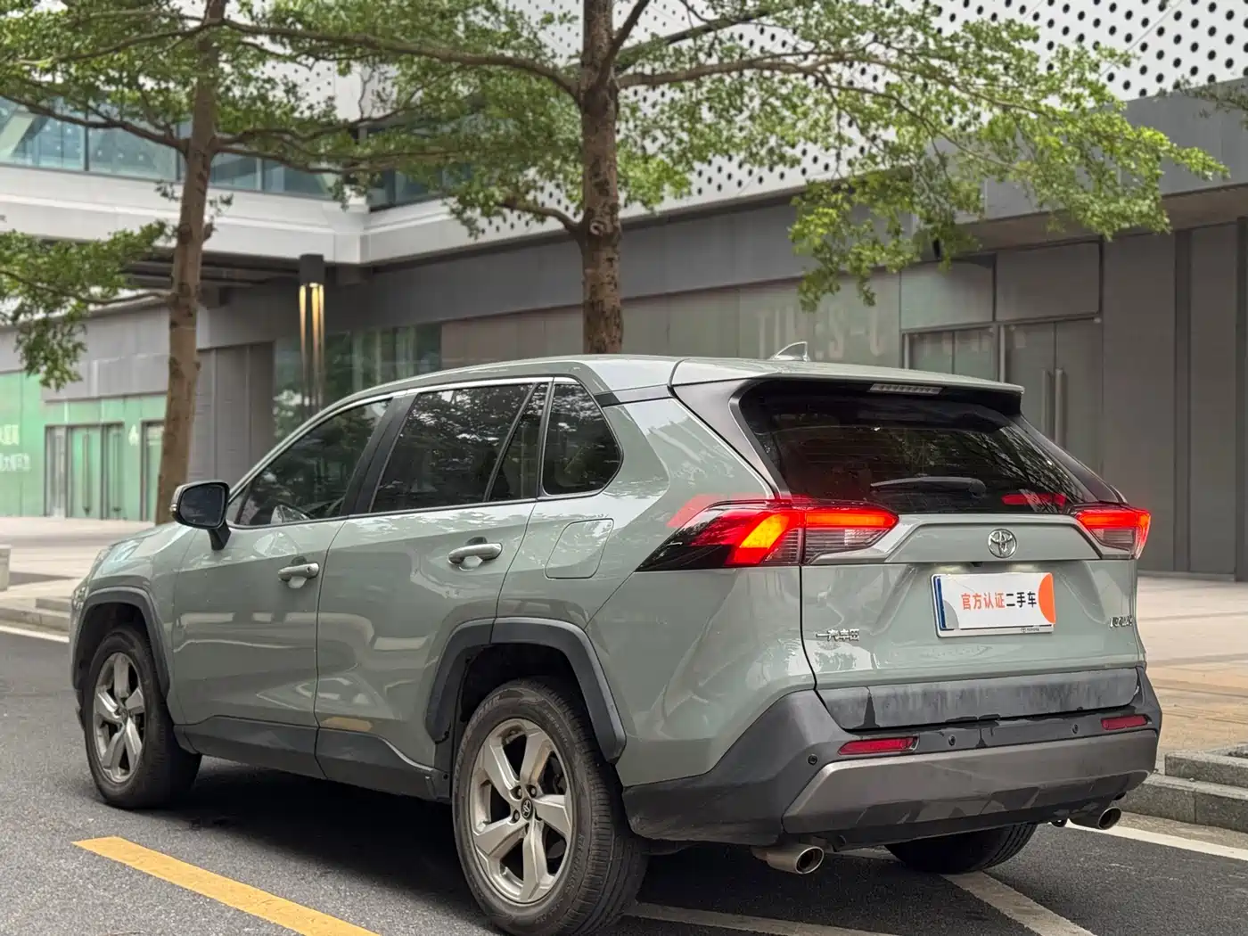 Toyota RAV4 Rongfang 2020 2.0L CVT 2WD Trend Edition фото 7