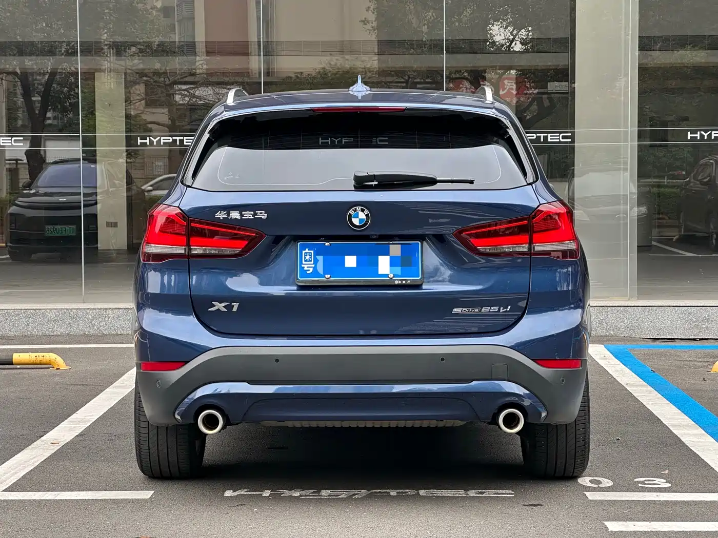 BMW X1 2021 sDrive25Li Leading фото 4