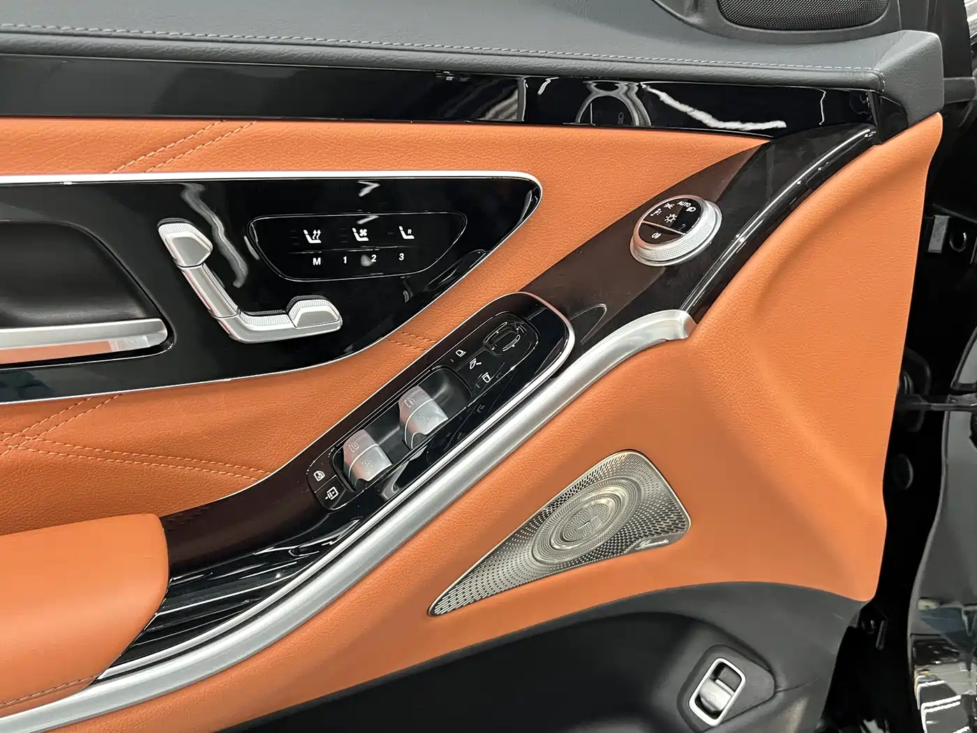 Mercedes-Benz Maybach S-Class 2023 S 480 4MATIC фото 8