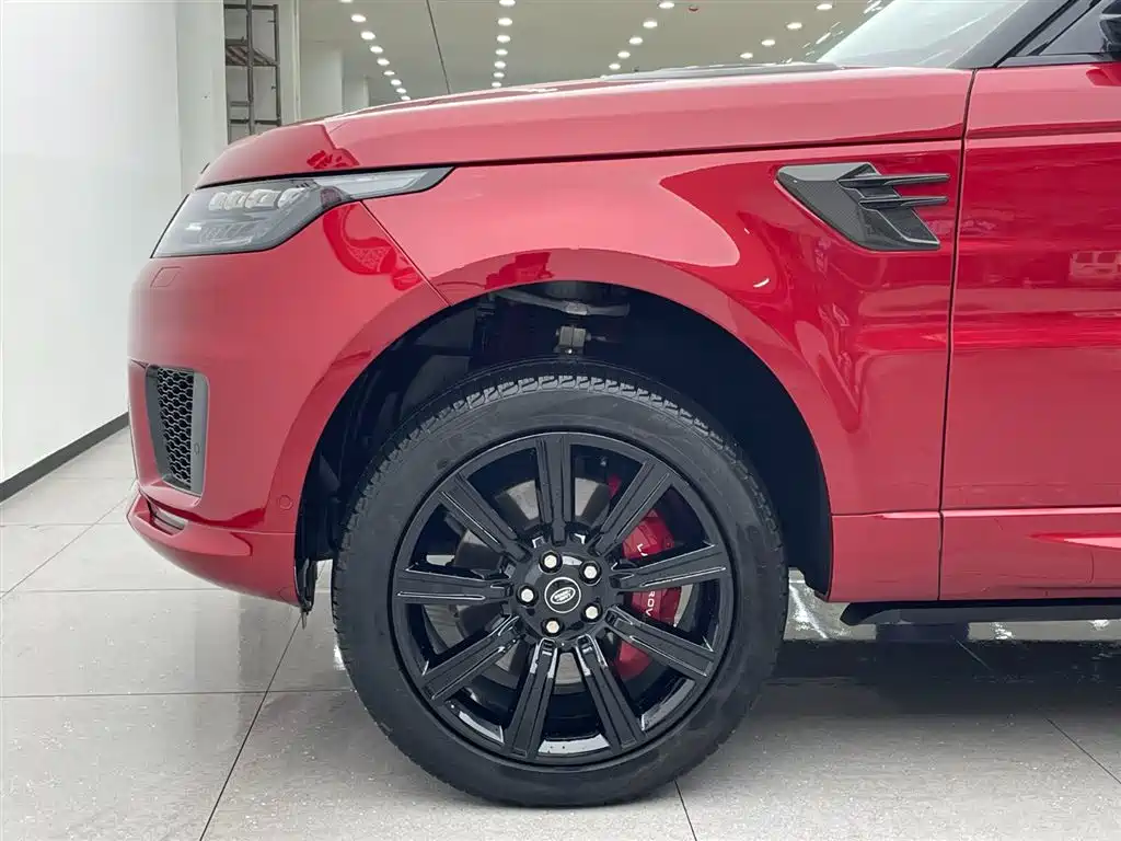 Land Rover Range Rover Sport 2021 3.0 L6 HST фото 7