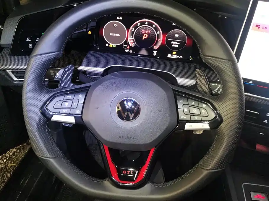 Volkswagen Golf GTI 2025 380TSI DSG GTI фото 15