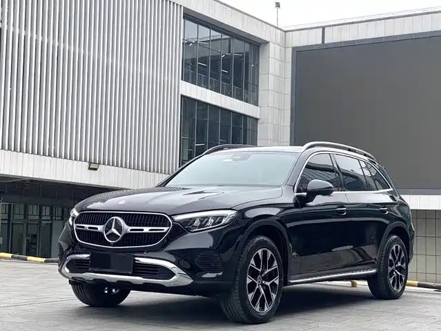 Mercedes-Benz GLC 2023 Facelift GLC 260 L 4MATIC Sport 5-Seater