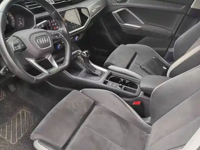 Audi Q3 2022 35 TFSI Fashion Dynamic фото 7