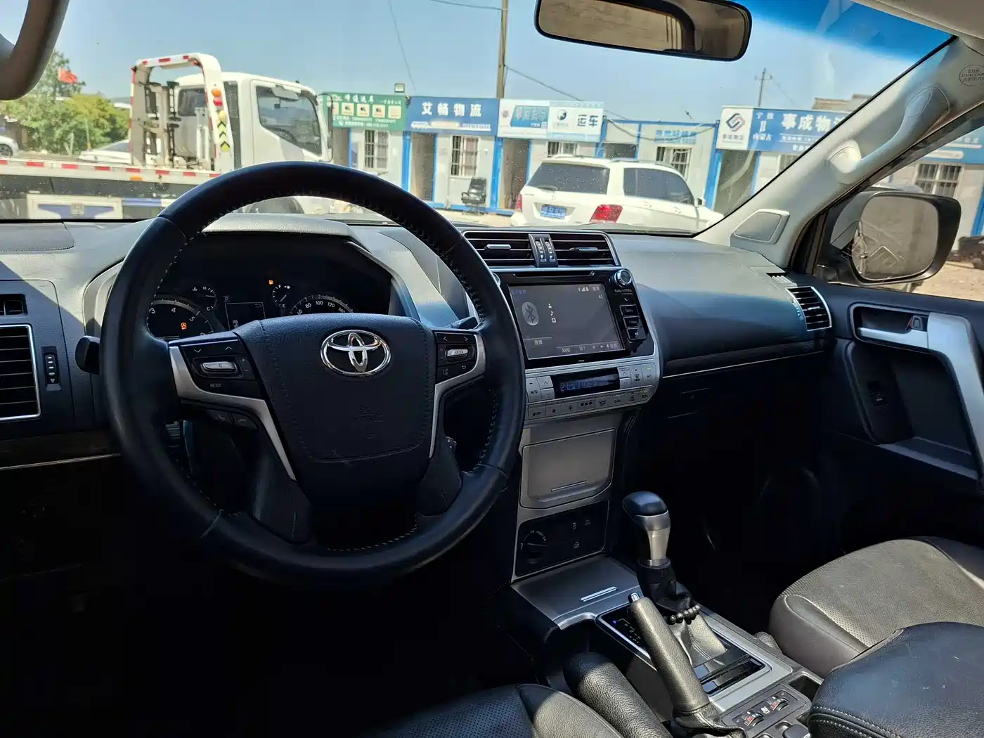 Toyota Prado 2018 3.5L Auto TX-L фото 12