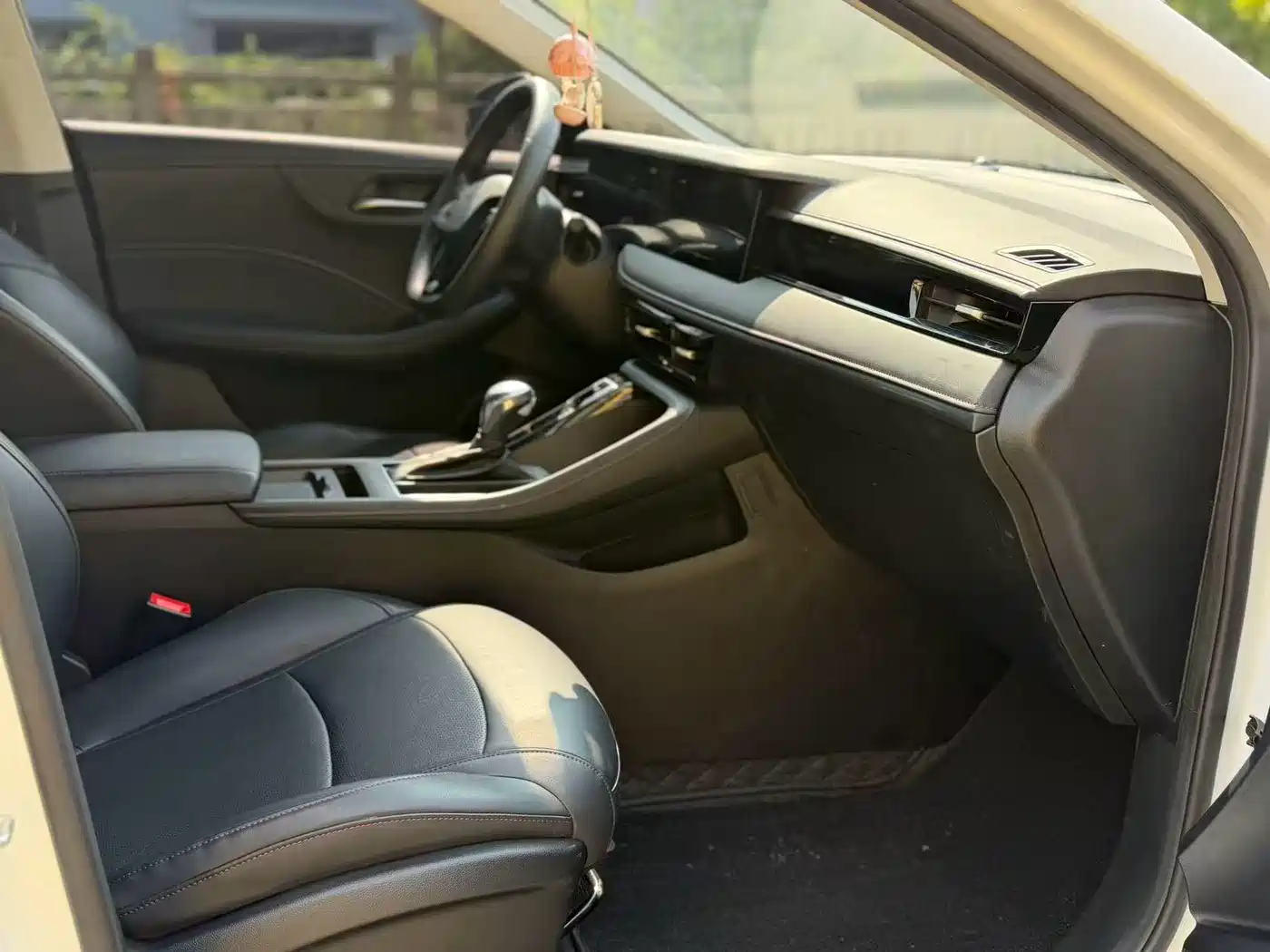 ROEWE I5
